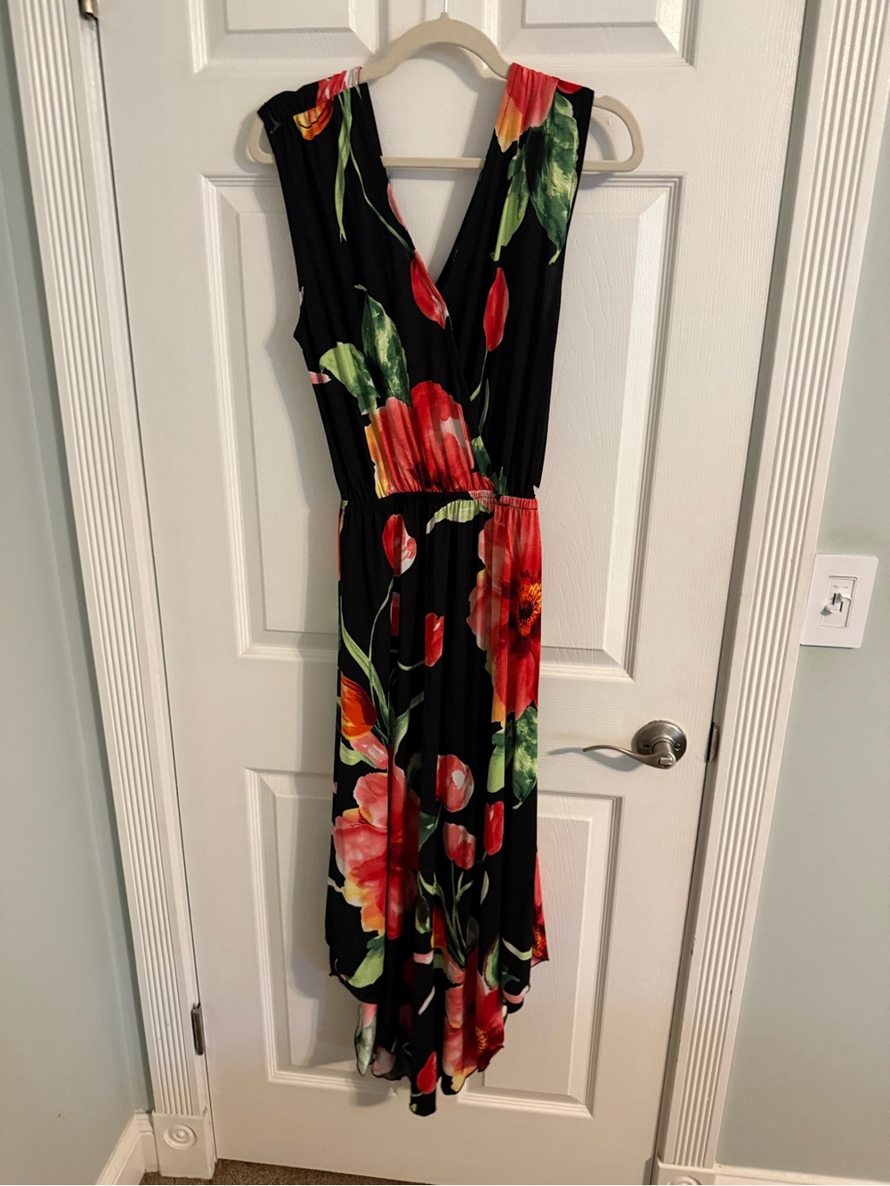 VENUS Floral Midi Dress